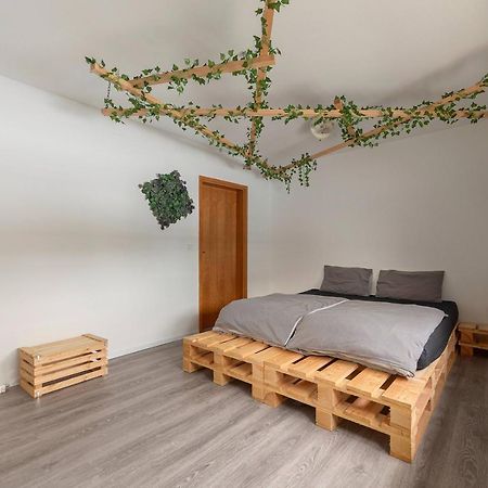 Apartma Vevce Apartment ลูบลิยานา ภายนอก รูปภาพ