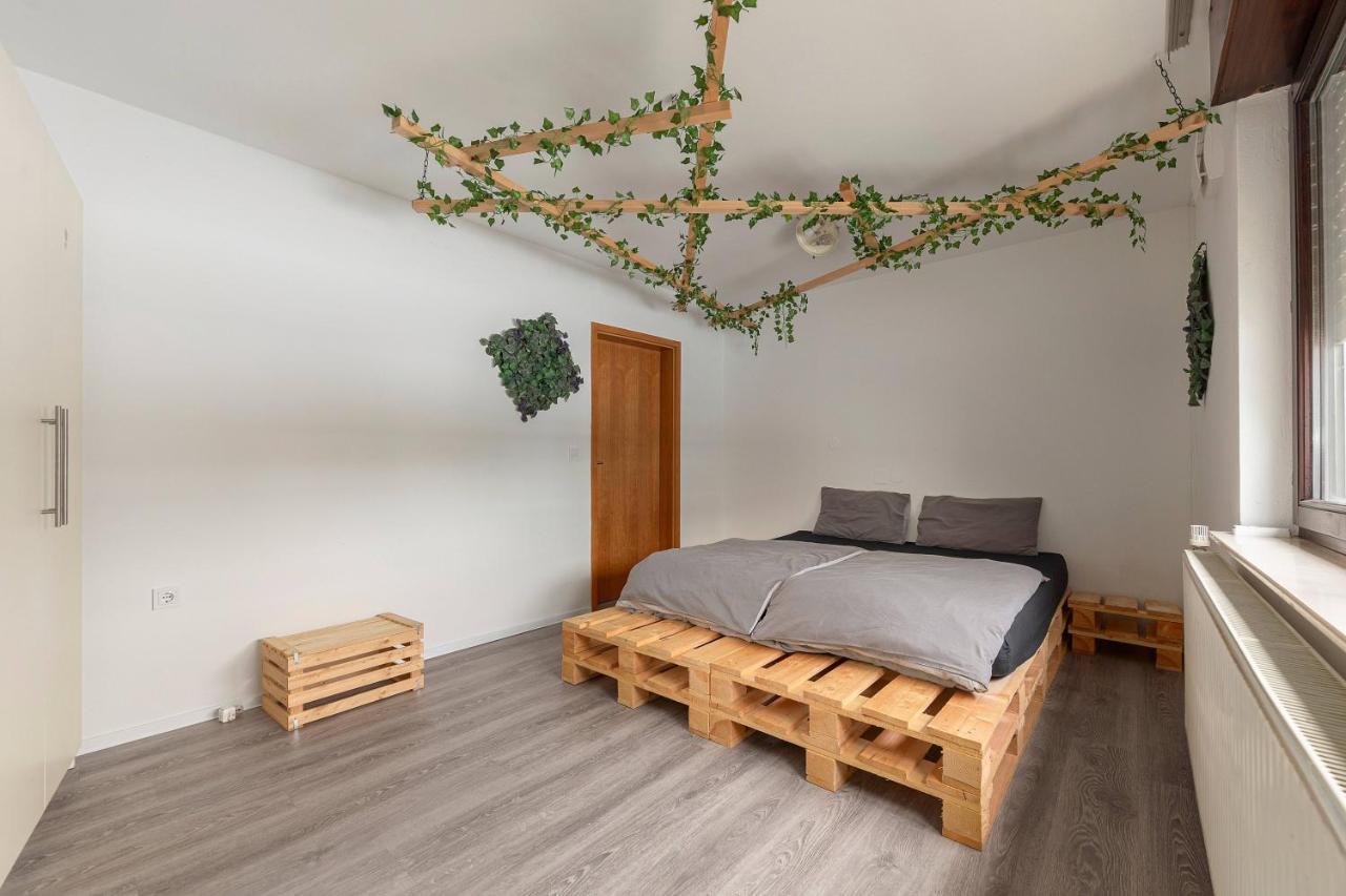 Apartma Vevce Apartment ลูบลิยานา ภายนอก รูปภาพ