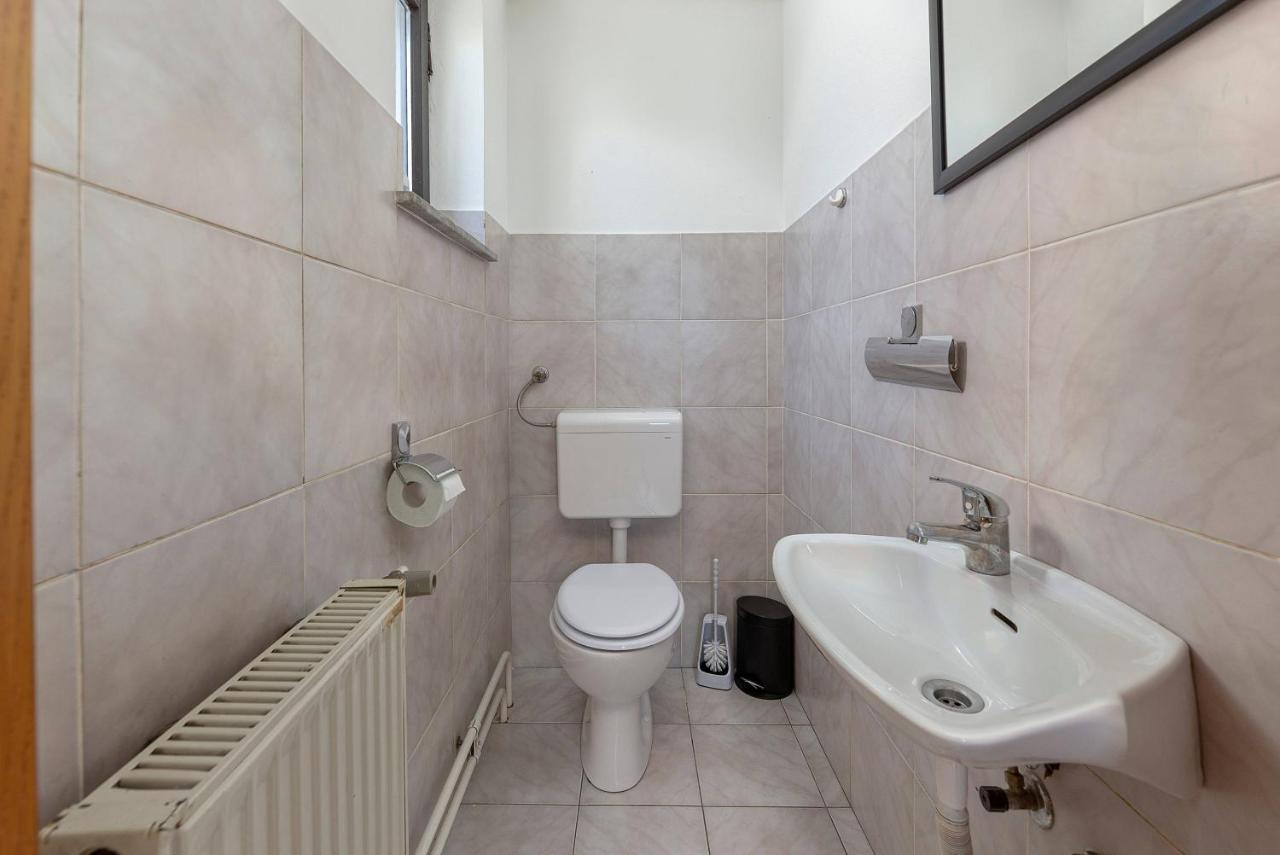 Apartma Vevce Apartment ลูบลิยานา ภายนอก รูปภาพ